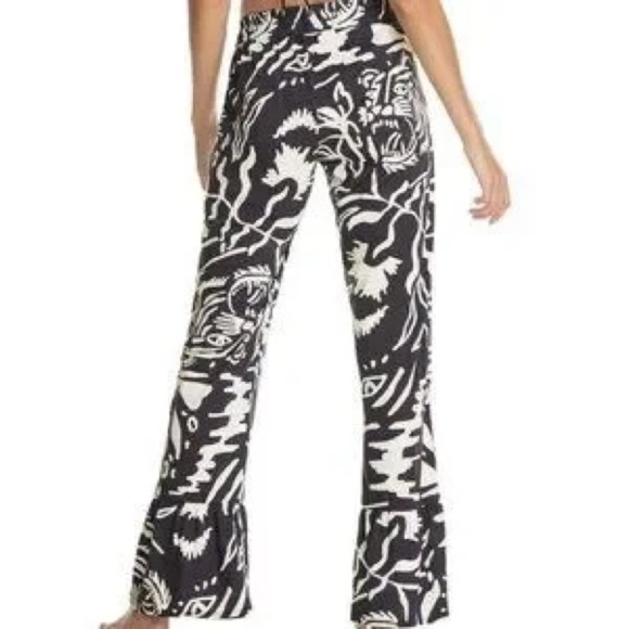 Maaji Black and White Floral Print Pants OS - Picture 2 of 5